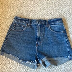 Abercrombie & Fitch Mom Short